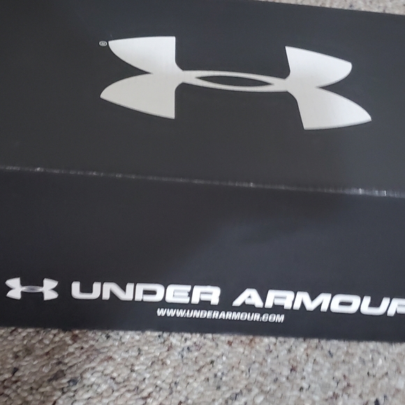 UA Leadoff Mid RM JR 2Y - Picture 8 of 10